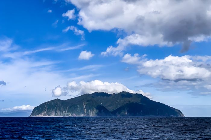 Mikura Island (November 1, 2020)