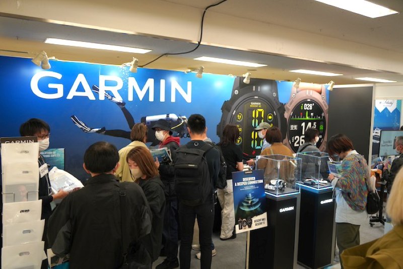 This is your chance to hear directly from the manufacturer's staff!

